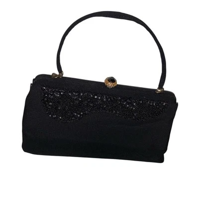 Bolso de noche Admiral vintage negro con cuentas con cierre dorado e interior satinado Foto 1 de 4