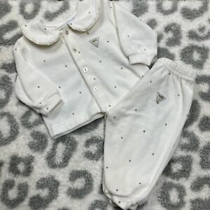 NEW BABY GUESS Girl’s Two Piece Velour Outfit SZ Medium 6 Mths Creme Gold Stars