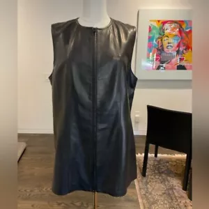 Danier Leather made in Canada! Size Large women’s black leather vest with … - Picture 1 of 6