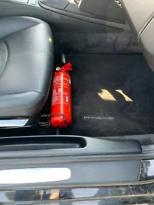 Montaje de extintor de incendios para Porsche Cayman Boxster 718 - ¡Garantiza tu seguridad! - Imagen 1 de 10