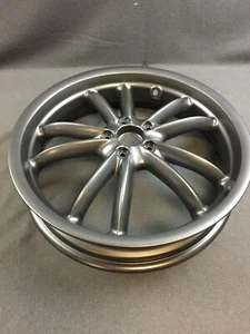 NEW GENUINE APRILIA /Piaggio, BEVERLY 125/250 REAR WHEEL 56372R00E1 - Picture 1 of 3