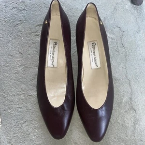 Etienne Aigner Shoes Womens 9 M Pump Burgundy Leather Slip On Block Heels - Picture 1 of 7