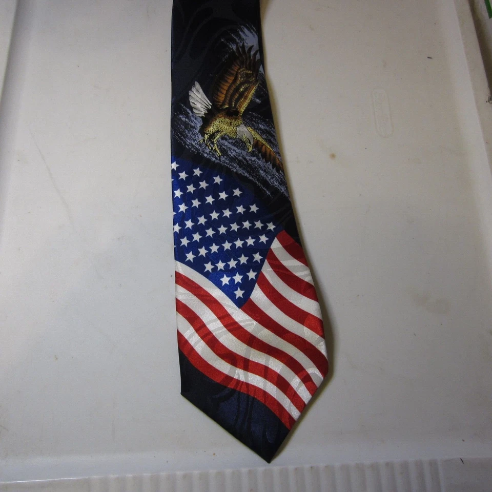 Gravata masculina Steven Harris vermelha branca azul estrelas listras Patriotic America Eagle - Imagem 1 de 4