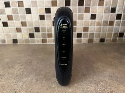 TOSHIBA DOCSIS PCX2200 (DAZ8817F) 43 MBPS CABLE MODEM ULN2-13 - Image 1 of 4