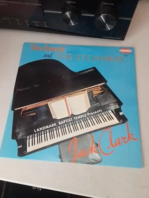 The Sword and the Steinway - Landmark Baptist Temple Presents Jack Clark (LP) Foto 1 de 4