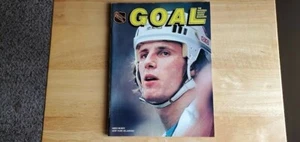 Buffalo Sabres hockey program v New York Islanders 10 16 1983 Mike Bossy NHL - Picture 1 of 10