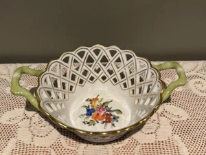 Superb Large Herend Bouquet De Fruits Reticulated Basket Bowl With Green Handles - Picture 1 of 1