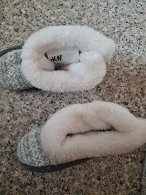 4 xLammfellschuhe Babyschuhe Krabbelschuhe Kleinkinder Geschenk zur Geburt Taufe - Bild 1 von 4