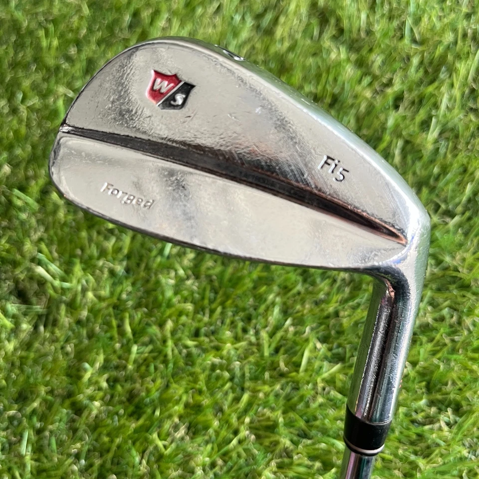 Wilson Staff Fi5 Pitching Wedge PW Aço Rígido Direito 36" Lâmina Forjada Direita - Imagem 1 de 4