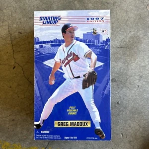 Figura Posable Greg Maddux 12 Pulgadas Alineación Inicial 1997 Atlanta Braves - Imagen 1 de 9