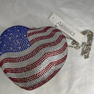 ALESSIA AMERICAN FLAG Rhinestones HEART SHAPED HANDBAG NWT Removable Chain - Picture 1 of 6