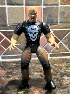 WWE Stone Cold Steve Austin Figure Titan Tron Jakks 1997 Wrestling Skull Shirt - Picture 1 of 6