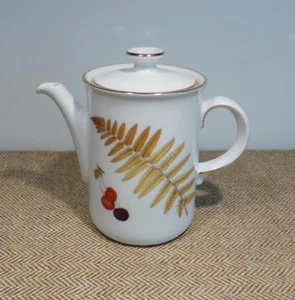 Royal Worcester Wild Harvest Lidded Coffee Pot - UNUSED ONLY DISPLAYED - PERFECT - Picture 1 of 3