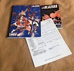 TRAILBLAZERS 1998 NBA PLAYOFF GUIDE + 1996-97 PORTLAND MEDIA GUIDE+ BUYER BONUS! - Picture 1 of 12