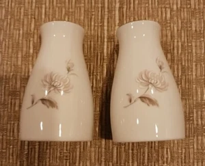 Noritake #6606 Japan CHARLOTTE Salt Pepper Shakers Excellent - Bild 1 von 3
