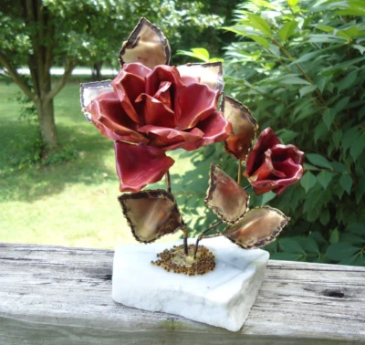 Roses on Marble Brutalist Metal Sculpture Red Floral Forever Flower 6" Decor - Image 1 of 4
