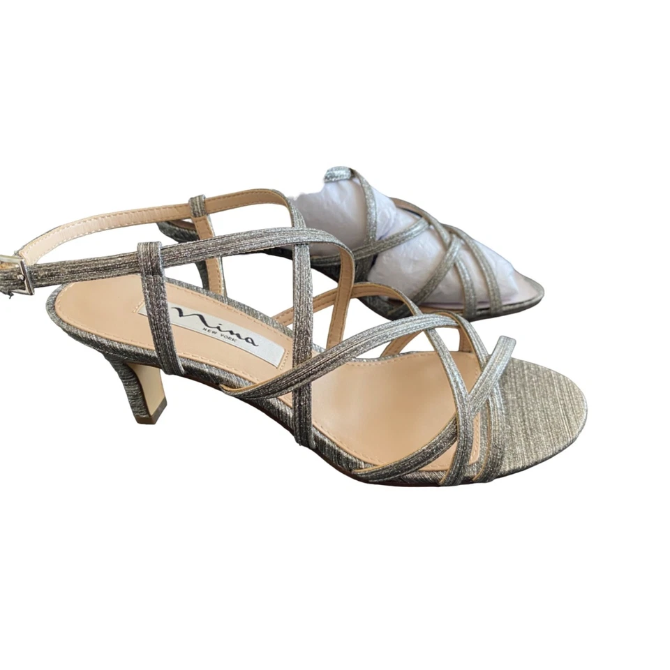 NINA NEW YORK Womens Silver Neptune Almond Toe Kitten Heel Slingback Sandal 6 W
