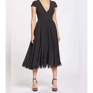 Vestido Dress the Population Negro XS COREY Cuello en V Ajuste y Acampanado Gasa Falda Midi - Imagen 1 de 14