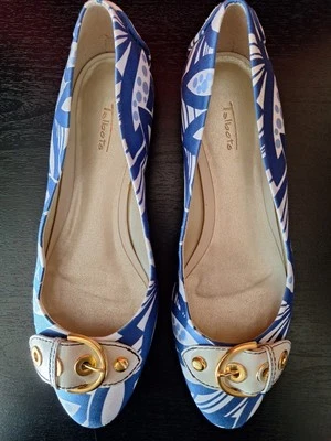 TALBOTS AZUL MARINHO MARFIM ESTAMPA FLORAL FIVELAS DE COURO ACETINADO SAPATILHAS DE BALÉ 40 9 - Imagem 1 de 4
