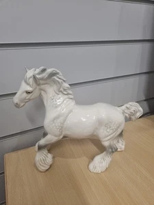 Vintage Beswick White And Grey Cantering Shire Horse 975 - Picture 1 of 8