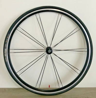 RUEDA DELANTERA BONTRAGER RACE LITE 700C 20 ORIFICIOS 19,5 MM ANCHO Foto 1 de 4