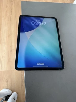 Apple iPad Pro 2018 11 Zoll 64GB Cellular spacegrau - Bild 1 von 4