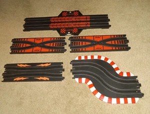 Vintage Lot Aurora Tomy AFX Cross Squeeze Chicane Rundenzähler Slotcar Rennbahn - Bild 1 von 4