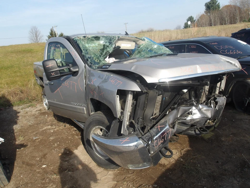 Used Front Right Door Glass Front fits: 2007 Chevrolet Silverado 2500 pickup Fro Foto 1 de 4