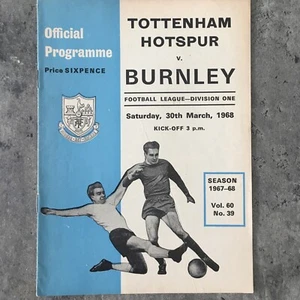 Tottenham v Burnley 30/03/1968 ( Division One ) - Picture 1 of 3