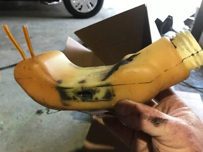 Homelite UT-20760 UT20760 ut20778 ut-20778 GAS FUEL TANK - Image 1 of 4