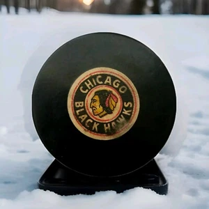 CHICAGO BLACKHAWKS VINTAGE ART ROSS CONVERSE CCM TYER NHL OFFICIAL GAME PUCK - Picture 1 of 5
