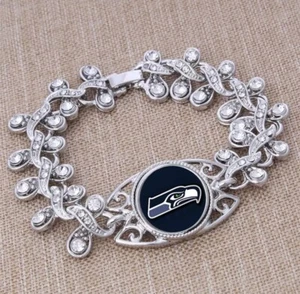 Nueva pulsera de fútbol pulsera con cierre de dije diamantes de imitación de plata tibetana - Imagen 1 de 3