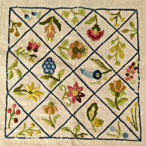 Vtg Elsa Williams Crewel Linen Embroidery Pillow | Jacobean Floral | Completed - Picture 1 of 10