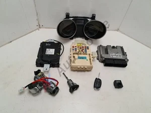 Hyundai IX35 2010-2015~ Engine ECU Lockset Clocks Speedo 1.7 CRDI Diesel 2WD - Picture 1 of 12