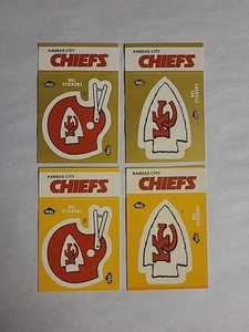 Lote de calcomanías Fleer 1983/84 de los Kansas City Chiefs - Imagen 1 de 2