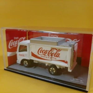 ISUZU ELF Takara Tomy (C) 2007 TOMY TOMICA (C) 2009 COCA COLA Limited +case - Picture 1 of 7