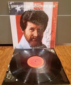 Autographed SONNY JAMES "200 Years Of Country Music" Vinyl Album! (X598) - Picture 1 of 7