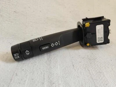 Chevrolet Trax 2017 columna de dirección interruptor intermitente; 20962250 Foto 1 de 4