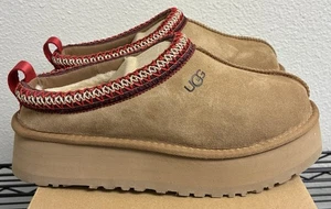 UGG Tazz Ciabatte Donna Taglia 9 Platform - CASTAGNO CON ROSSO TAGLIE 5-10 (5955) - Foto 1 di 14