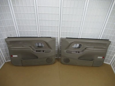 95-99 Chevy GMC Pickup Truck Tahoe Sub Left Right MEDIUM NEUTRAL Door Panel SET Foto 1 de 4