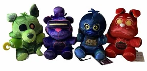 Juego de 4 peluches FNAF VR Freddy Chica Bonnie Foxy 8” NUEVO CON ETIQUETAS | Five Nights at Freddys - Imagen 1 de 7