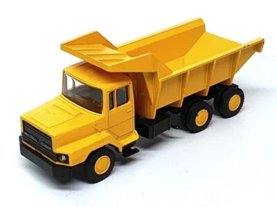 Lion Car 1/50 Scale Nr. 71 - DAF N2800 Kipper Dumper Truck - Yellow - Image 1 of 4