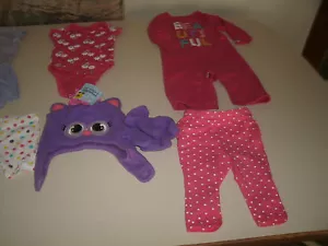 Gemischtes Bekleidungspaket Mädchen 8 Teile Größe 6-12 Monate und 12 Monate - Bild 1 von 7