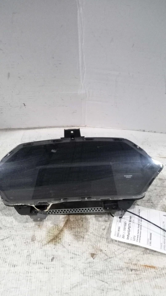 2012 Honda Odyssey Infotainment Display Cluster OEM White 184K Miles - Image 1 of 4