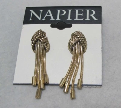 NAPIER золотистый кроссовер плетение 4 в шахматном порядке подвески Post серьги новый NOC - Изображение 1 из 4
