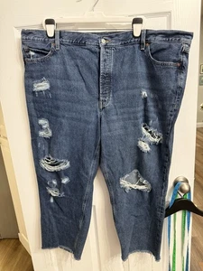 Old Navy Damen Slouchy Straight 24 Distressed Ripped Jeans Raw Hem High Rise - Bild 1 von 6