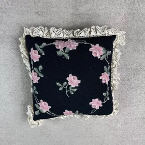 vintage handmade cross Stitched pillow Black With Roses 12 X 12 - Picture 1 of 13