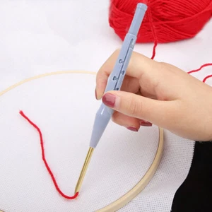 Punch Adjustable Embroidery Needles Pen Knitting Needle Threader Weaving Tool - Bild 1 von 13