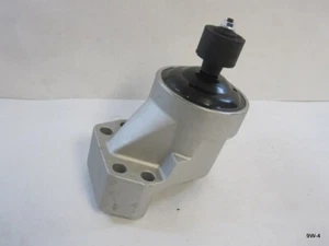 Front Right Engine Mount EM-4270 A5781YT A5781 - Picture 1 of 4