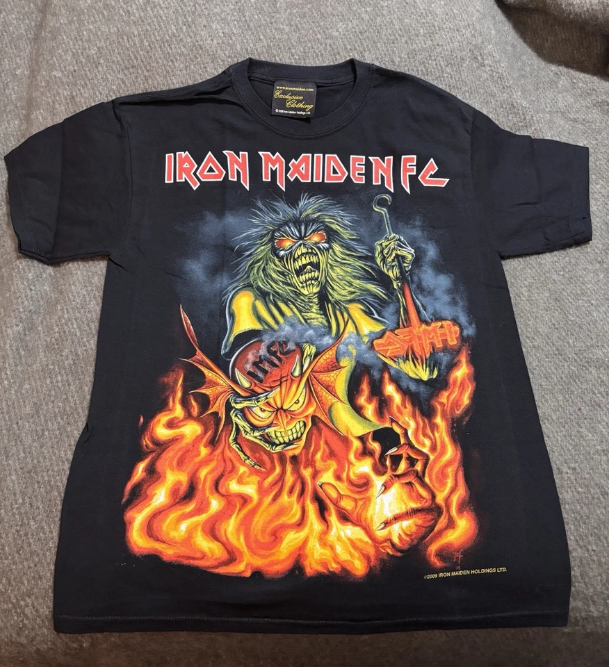 Iron Maiden FC 2009 T-Shirt RARE  - Image 1 of 4
